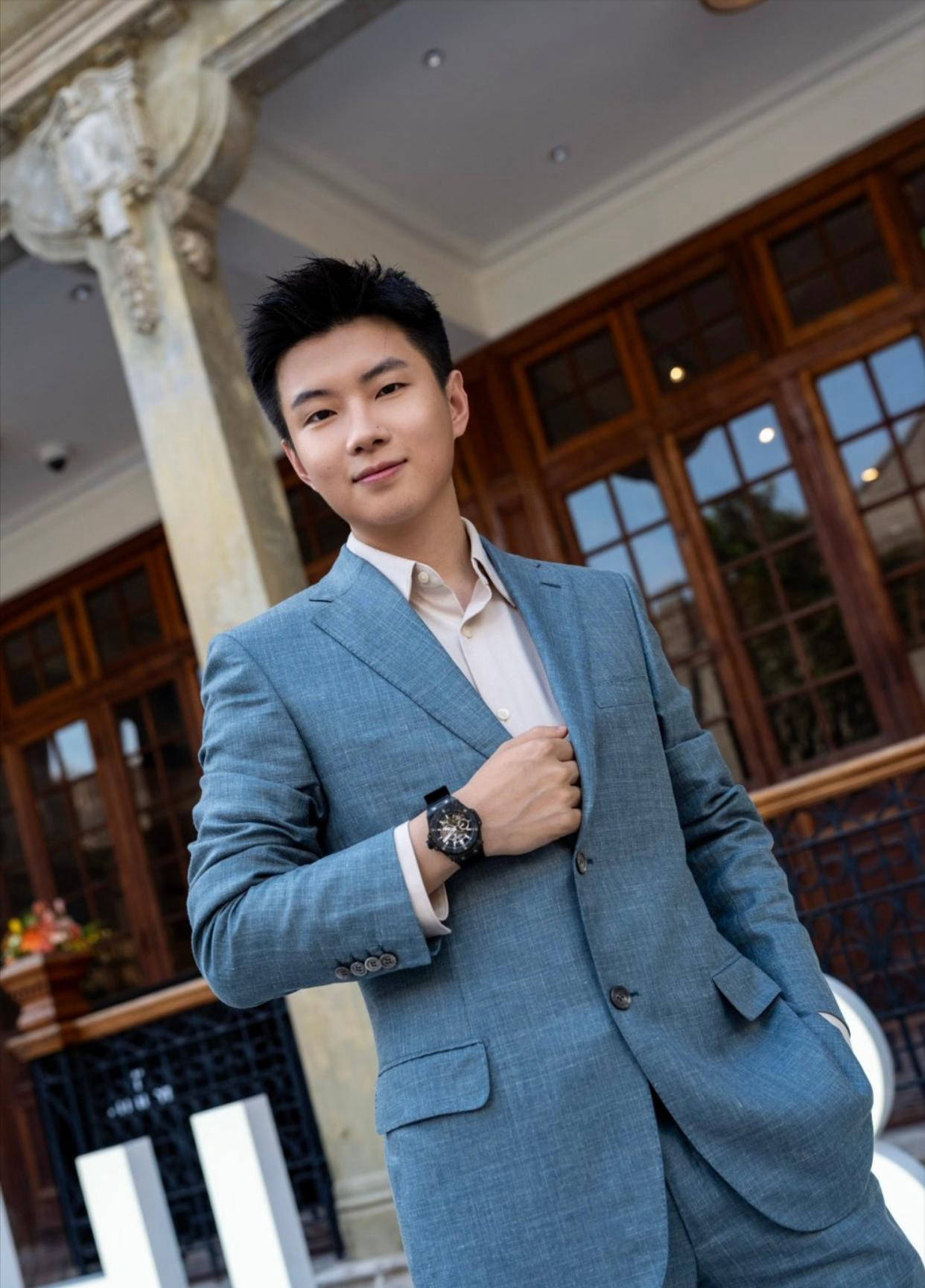 罗赞这样的 罗赞这样的